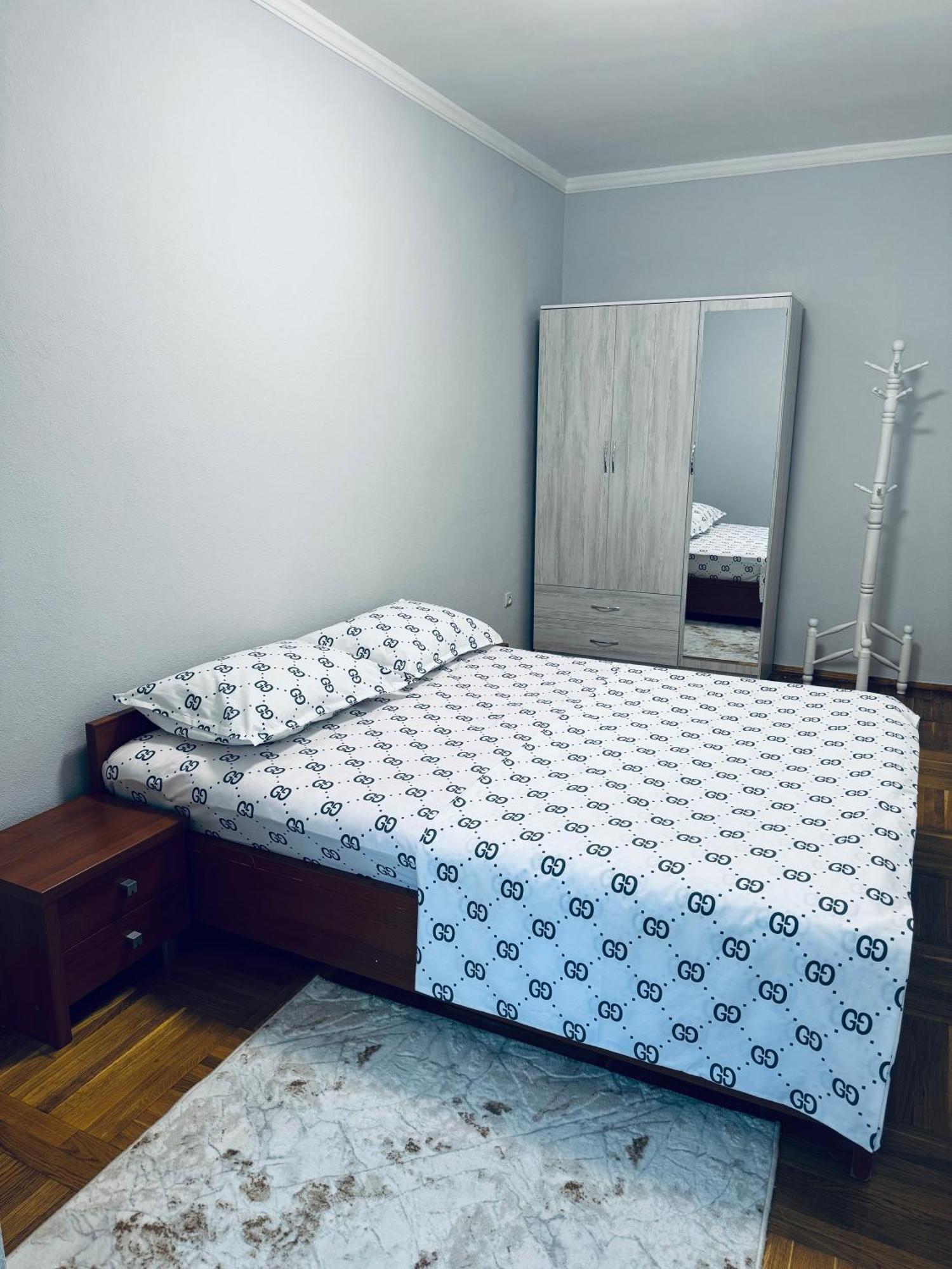 Classic Family Apart In The Center With 4 Rooms Tashkent Exterior photo