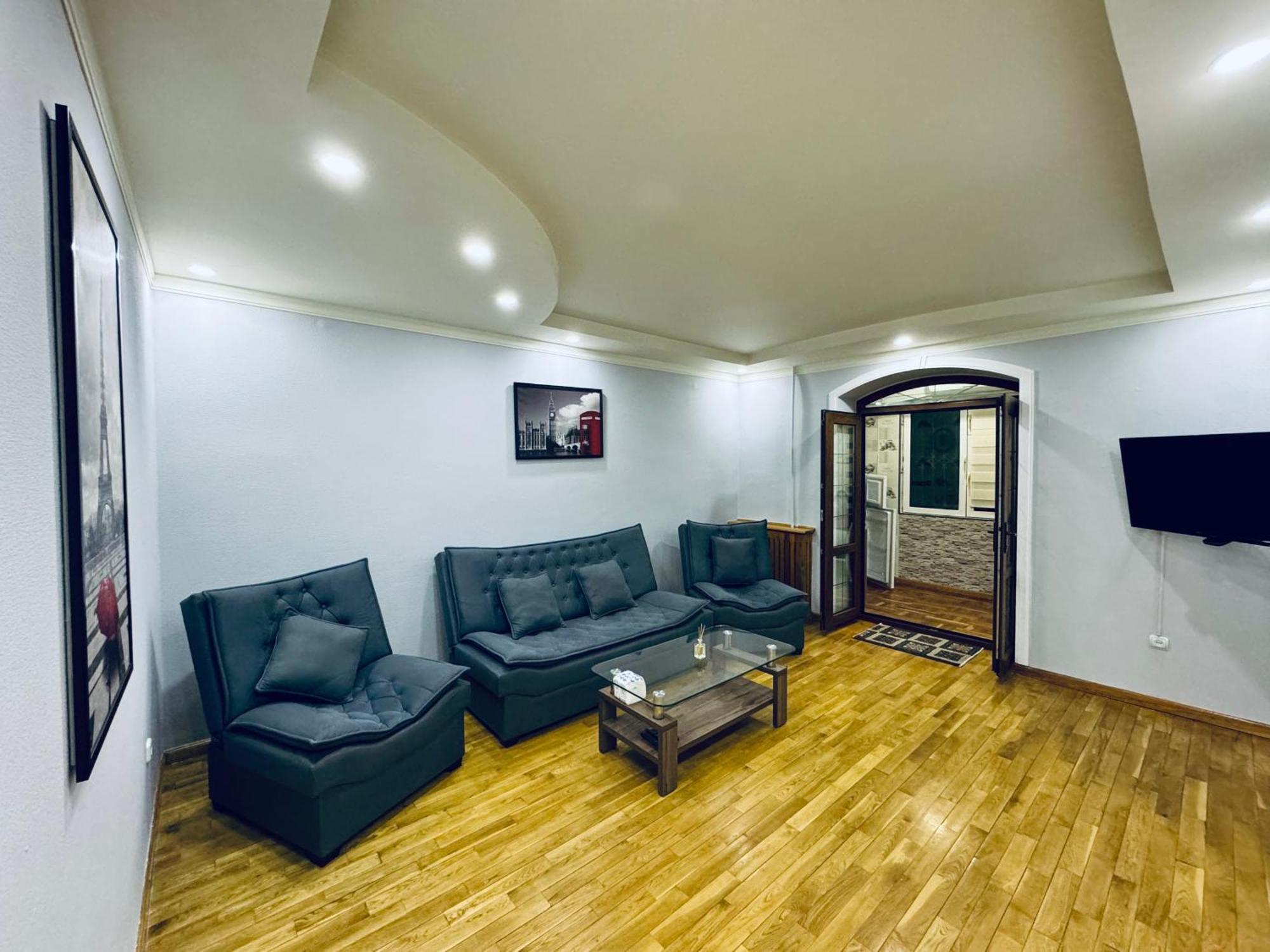 Classic Family Apart In The Center With 4 Rooms Tashkent Exterior photo